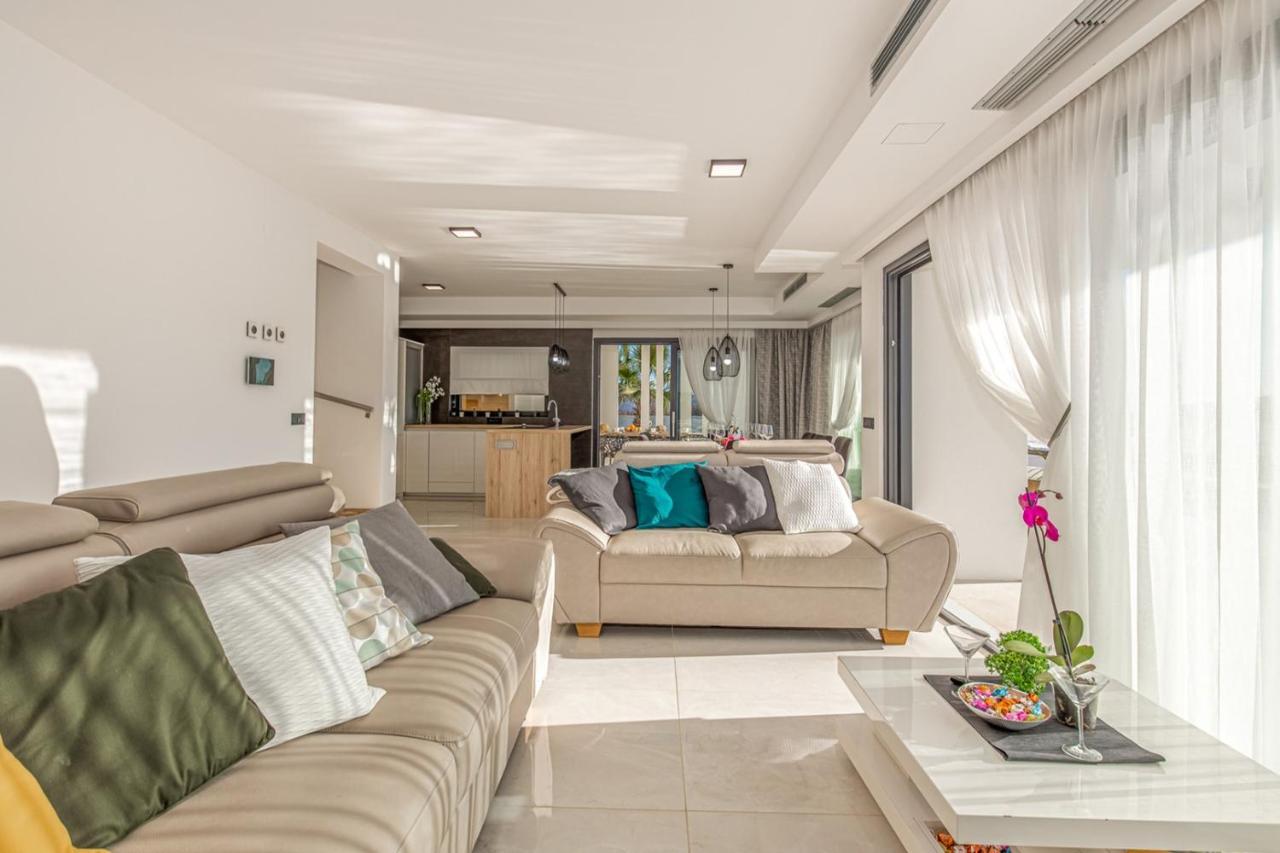 Villa Milly Vrh  Exterior foto